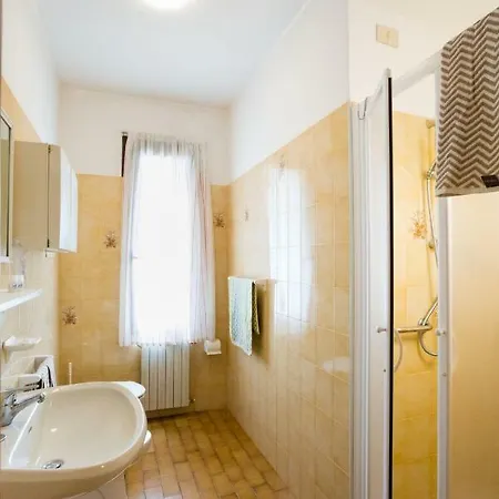 Pentagono Apartment *